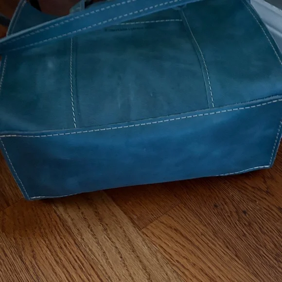 Portland Leather Teal Tote Bag - Picture 3 of 7